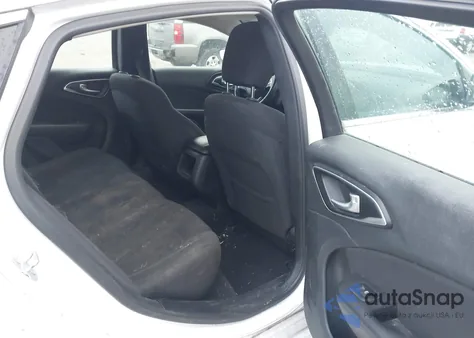 2015 Chrysler 200 Limited из США, поврежденный, VIN 1C3CCCAB2FN690016